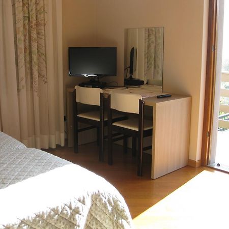 B&B Garden Solto Collina Ngoại thất bức ảnh