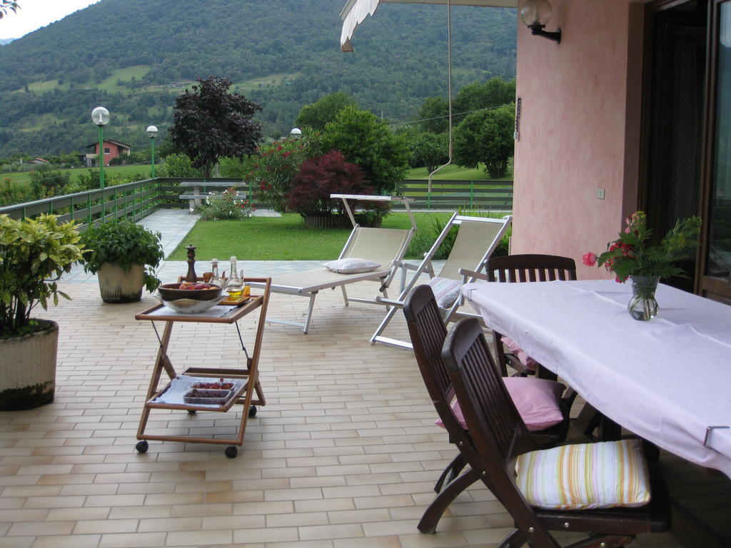 B&B Garden Solto Collina Ngoại thất bức ảnh